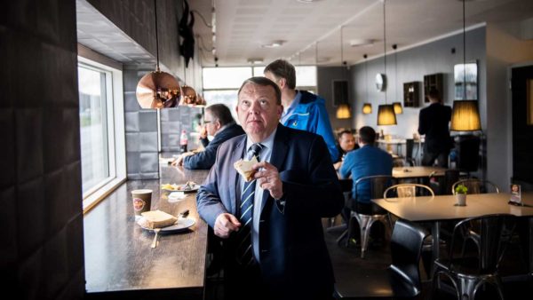 »Har du brug for en krykke, så stem på Løkke«